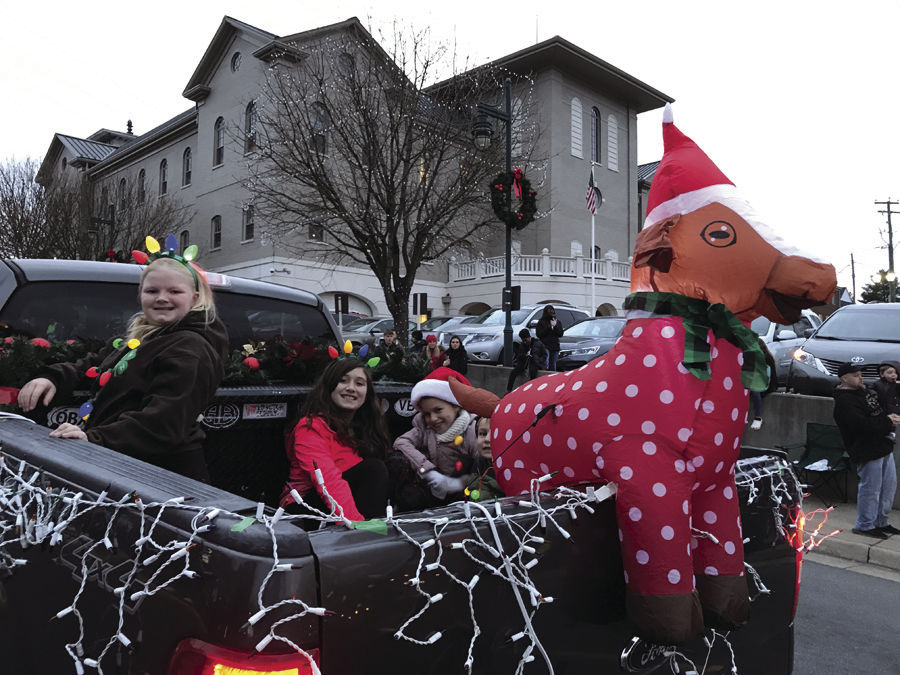 J-Orange Rotary holiday parade_7681.jpg